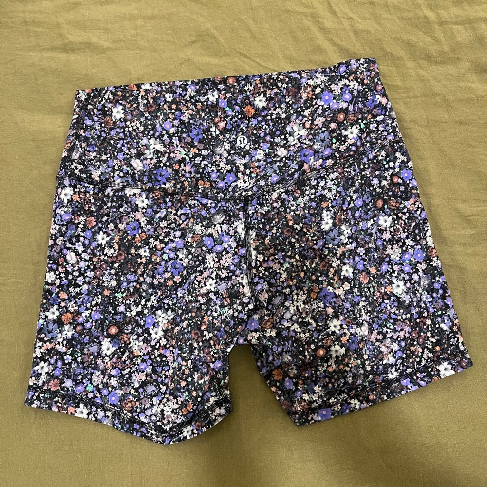 Lululemon biker shorts